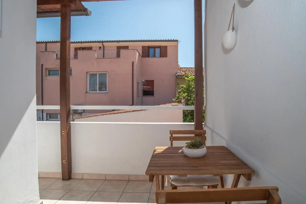 Apartament Claudias House Olbia 0*,
